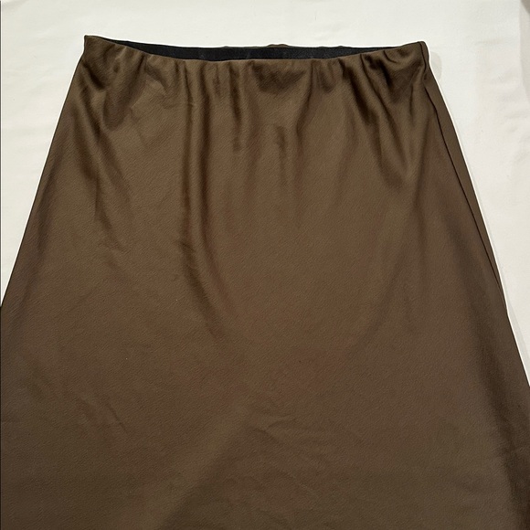 Jenni Kayne Slip skirt Olive size Small - Picture 2 of 4